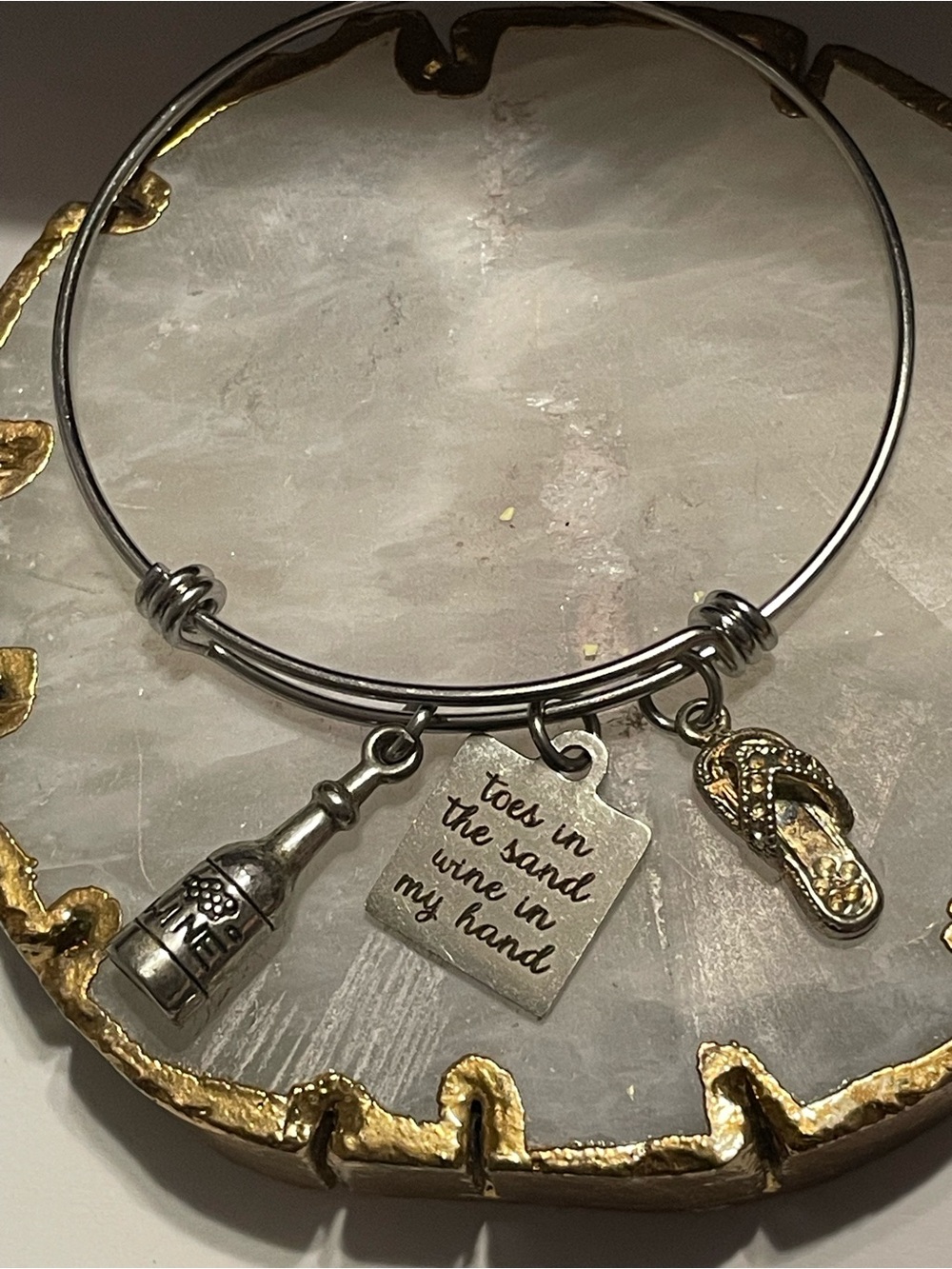 Silver Tone Toes In The Sand Wine in My Hand Charm Bangle Bracelet #9225